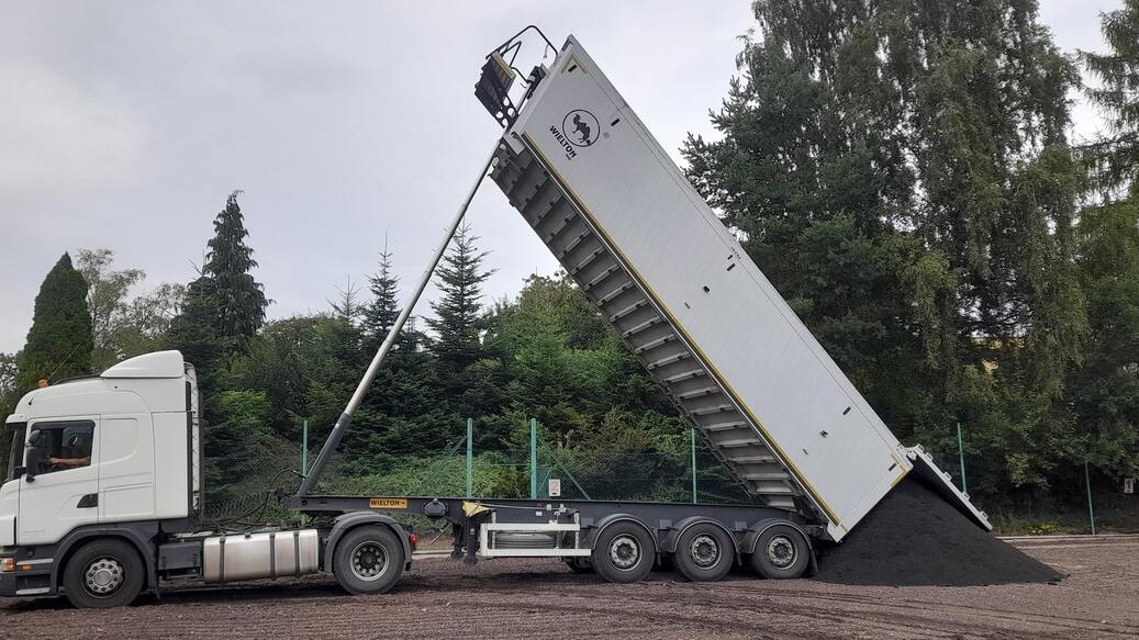 Rekonstrukce kurtů 1–3