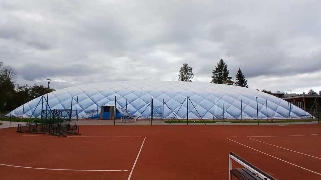 Provoz tříkurtové přetlakové haly je spuštěn