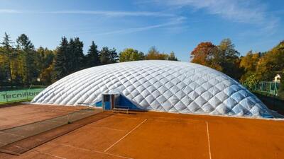 Červenokostelecký tenis má novou přetlakovou halu!