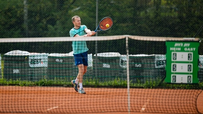 Dospělí A × Lokomotiva Hradec Králové