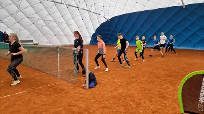 Kondiční cvičení vede Honza Lanc