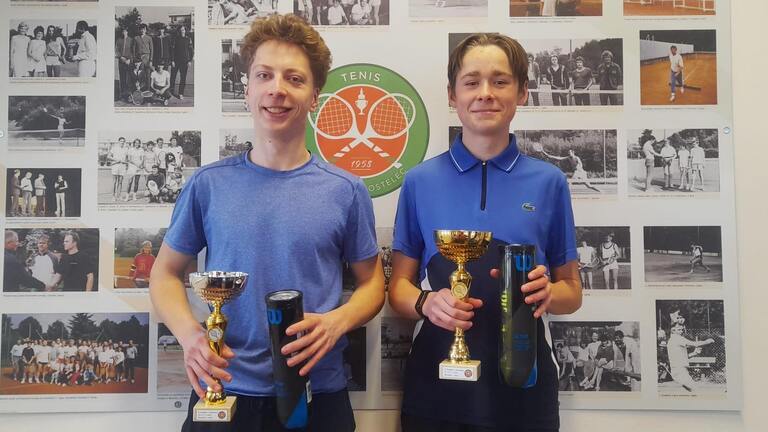 Na prvním kosteleckém halovém Cčku dorostenců úspěšní Jonáš Bílý a David Špelda Na prvním kosteleckém halovém Cčku dorostenců úspěšní Jonáš Bílý a David Špelda