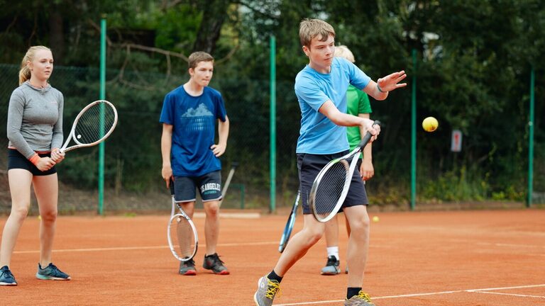 Dorost B: TJ Červený Kostelec B - Tenisový klub Eden B