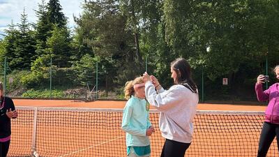 Předávání pamětních medailí babytenistům