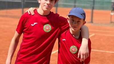 Držíme při sobě. 