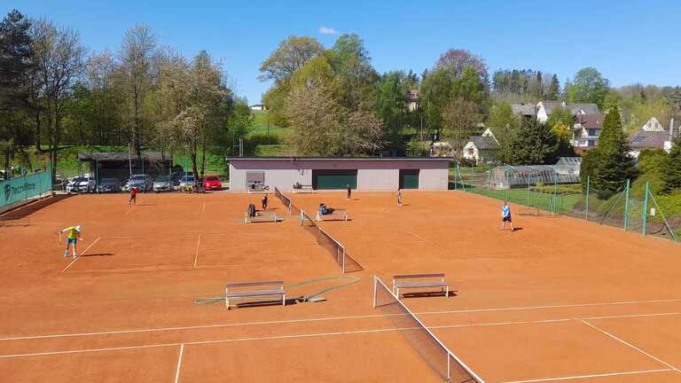 Prázdniny na tenise ovlivní rekonstrukce kurtů 1–3 Prázdniny na tenise ovlivní rekonstrukce kurtů 1–3