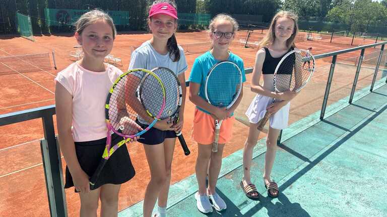 6. kolo: Nejúspěšnější víkend sezony je za námi. Veteráni opět zlatí, babytenis bere bronz 6. kolo: Nejúspěšnější víkend sezony je za námi. Veteráni opět zlatí, babytenis bere bronz