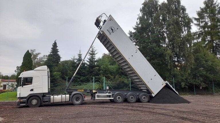 Rekonstrukce kurtů 1–3