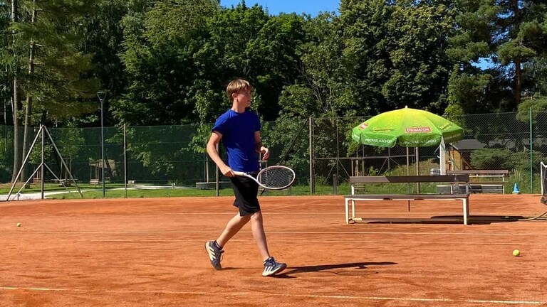 Dorost B: Tenisový klub Červený Kostelec B - Lokomotiva Trutnov A