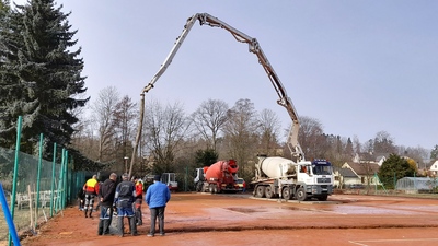 Jsme zase o něco blíže nafukovací hale